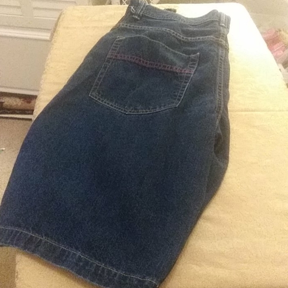 Tommy Hilfiger mens shorts - Picture 7 of 9